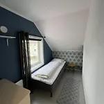 Ottos Hus, Like Ved Stranden Og Hvalsenteret I Sentrum Av Nb Ma Rengjores Etter Endt Leie Eller Betal 1100 Kr For Rengjorings Hjelp