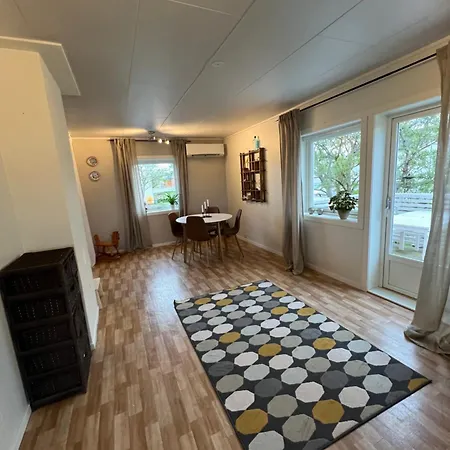 Ottos Hus, Like Ved Stranden Og Hvalsenteret I Sentrum Av Nb Ma Rengjores Etter Endt Leie Eller Betal 1100 Kr For Rengjorings Hjelp Andenes