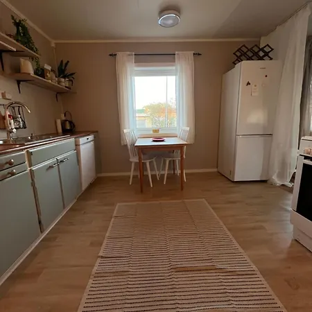 Ottos Hus, Like Ved Stranden Og Hvalsenteret I Sentrum Av Nb Ma Rengjores Etter Endt Leie Eller Betal 1100 Kr For Rengjorings Hjelp 3*