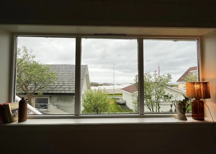 Ottos Hus, Like Ved Stranden Og Hvalsenteret I Sentrum Av Nb Ma Rengjores Etter Endt Leie Eller Betal 1100 Kr For Rengjorings Hjelp Отель Анденес
