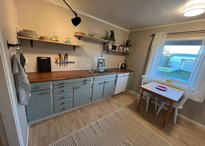 Ottos Hus, Like Ved Stranden Og Hvalsenteret I Sentrum Av Nb Ma Rengjores Etter Endt Leie Eller Betal 1100 Kr For Rengjorings Hjelp 3* Andenes